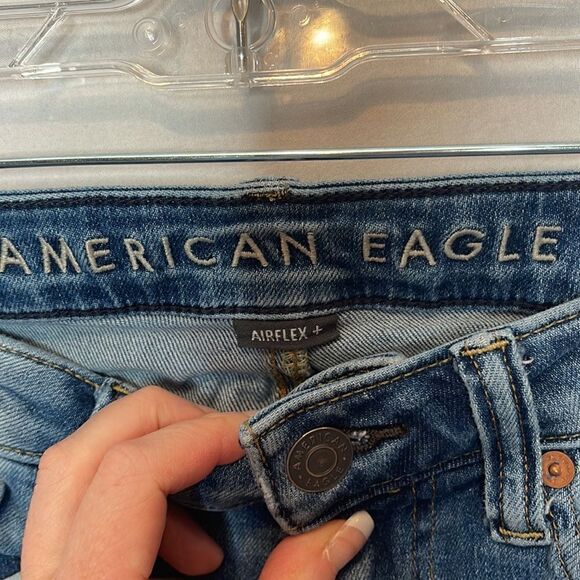 American Eagle Men’s Distressed Airflex+ Athletic Fit Jeans. Size 29x30. - Picture 4 of 11